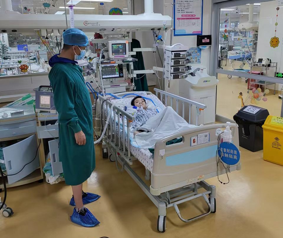 昌吉跨省救护车出租公司